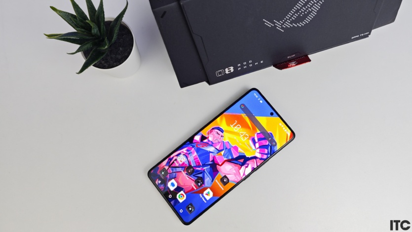 ASUS ROG Phone 8 Pro